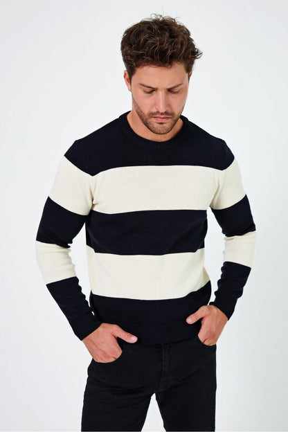 CREW NECK REGULAR FIT SWEATER