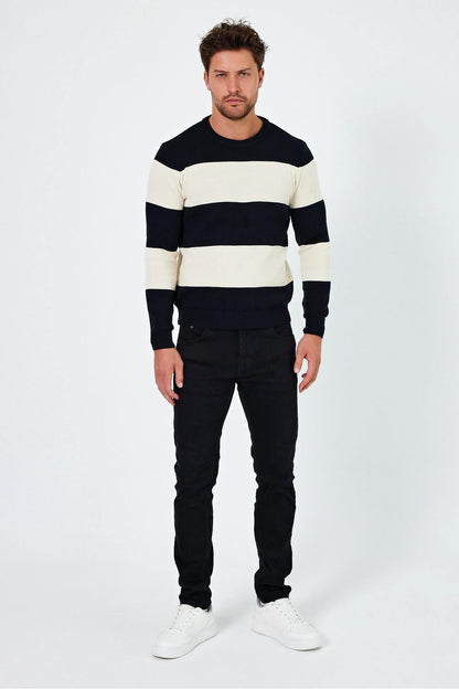 CREW NECK REGULAR FIT SWEATER